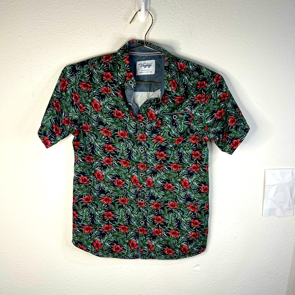 Craft + Flow Voyage Boys M 10/12 Hawaiian Aloha Shirt Floral Button-Up Summer